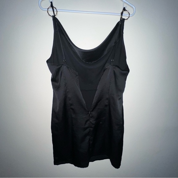 PrettyLittleThing Black Satin Cowl Neck Ring Detail Bodycon Dress Size 6 - Picture 9 of 13